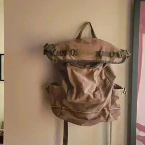 COPY - Beautiful Tan Brown TOMMY HILFIGER Travel Backpack Adjustable Pockets Un…
